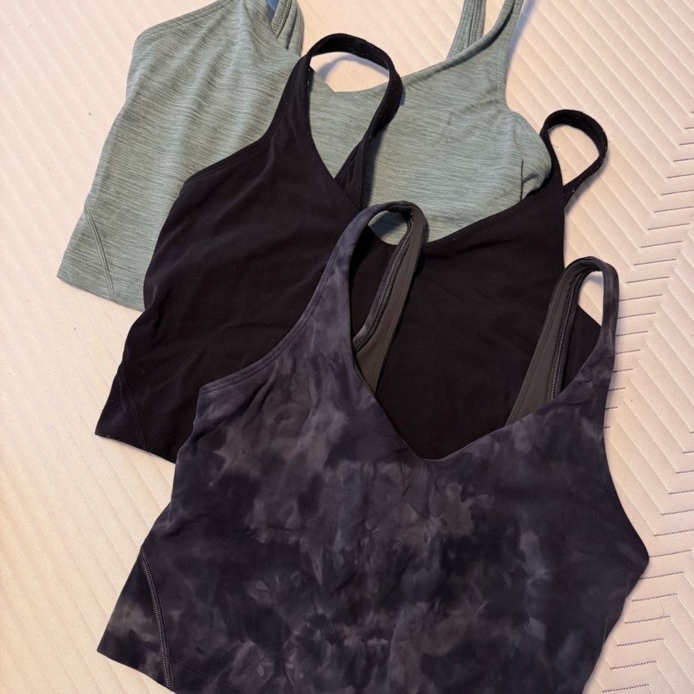 💕 SOLD 💕 Set of Three Lululemon Tank Tops